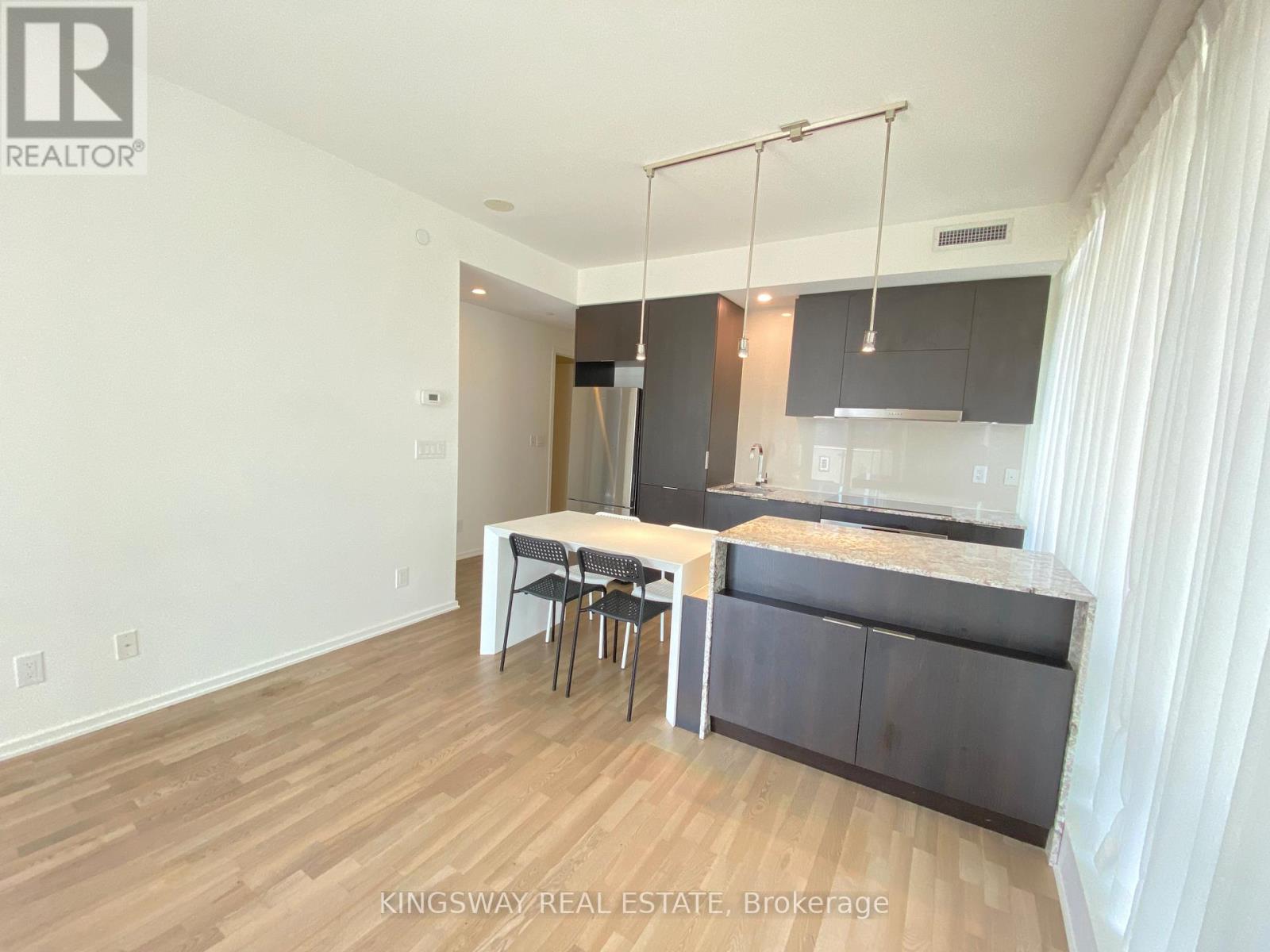 1004 - 1 Bloor Street E, Toronto, Ontario  M4W 0A8 - Photo 14 - C13146492