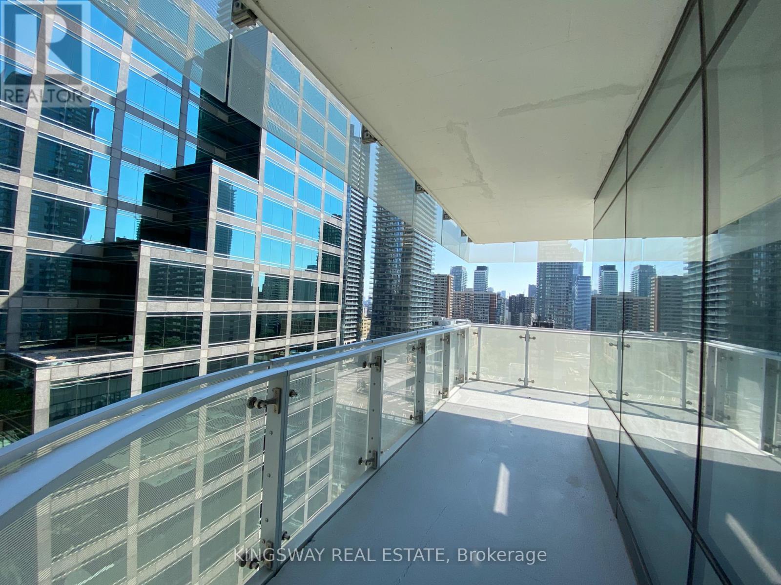 1004 - 1 Bloor Street E, Toronto, Ontario  M4W 0A8 - Photo 20 - C13146492