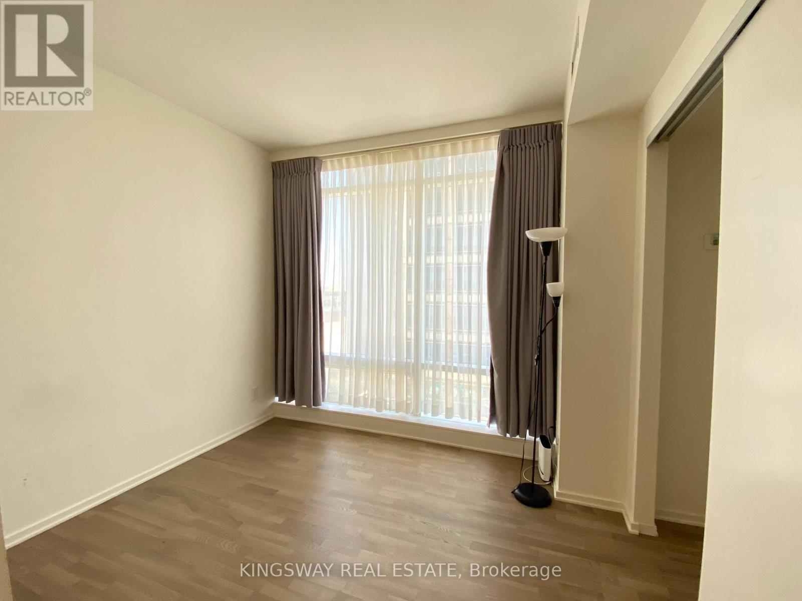 1004 - 1 Bloor Street E, Toronto, Ontario  M4W 0A8 - Photo 4 - C13146492