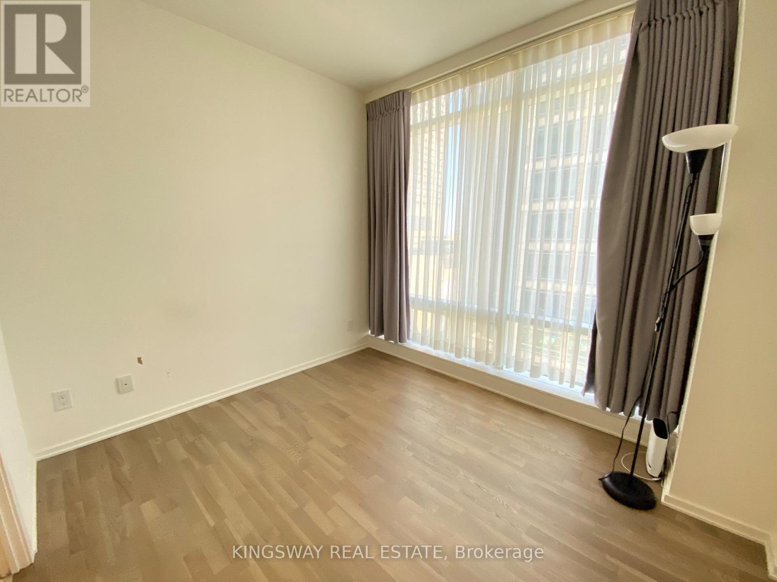 1004 - 1 Bloor Street E, Toronto, Ontario  M4W 0A8 - Photo 9 - C13146492