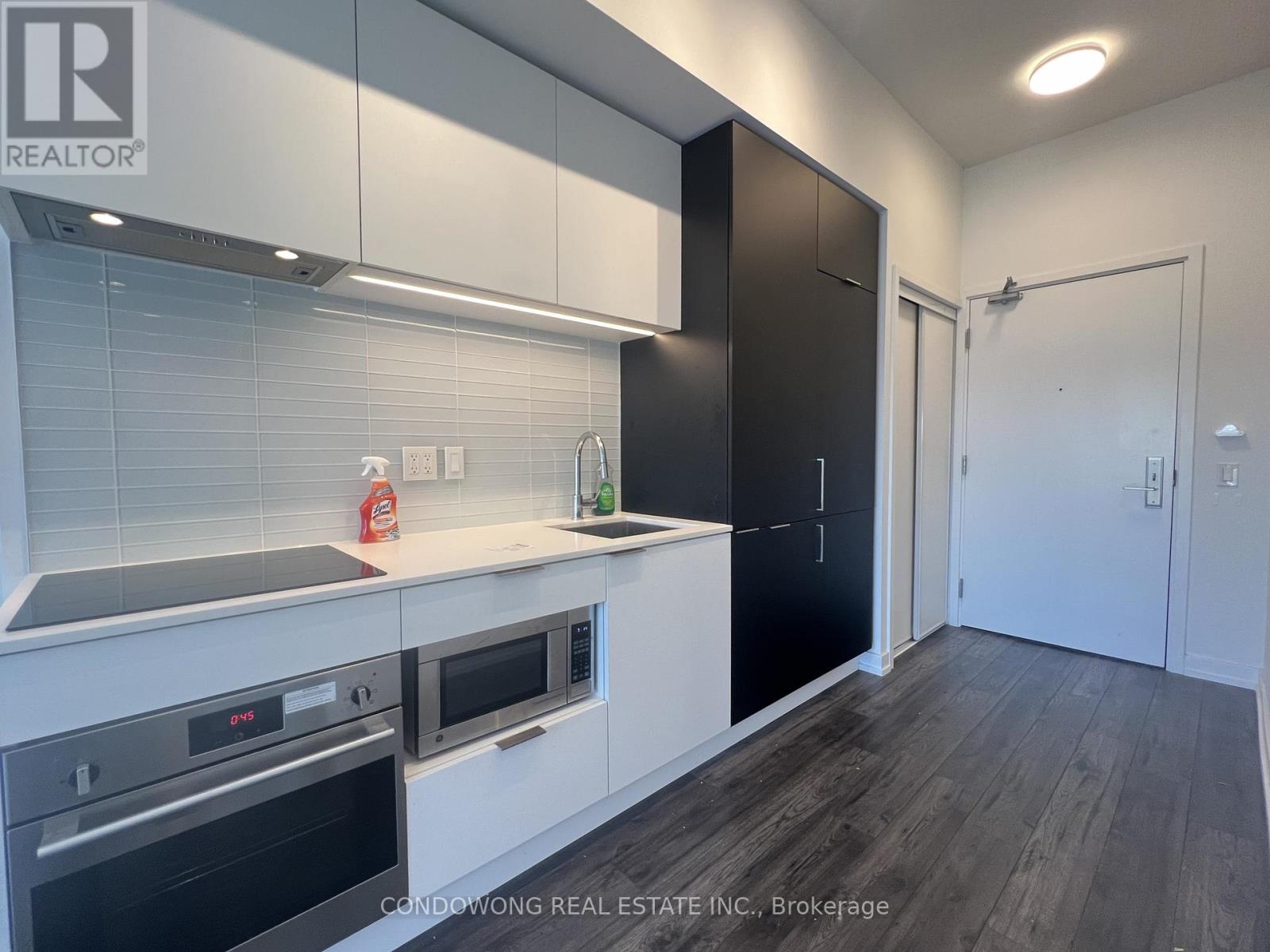 1111 - 33 Helendale Avenue, Toronto (Yonge-Eglinton), Ontario  M4S 3H7 - Photo 2 - C13146502