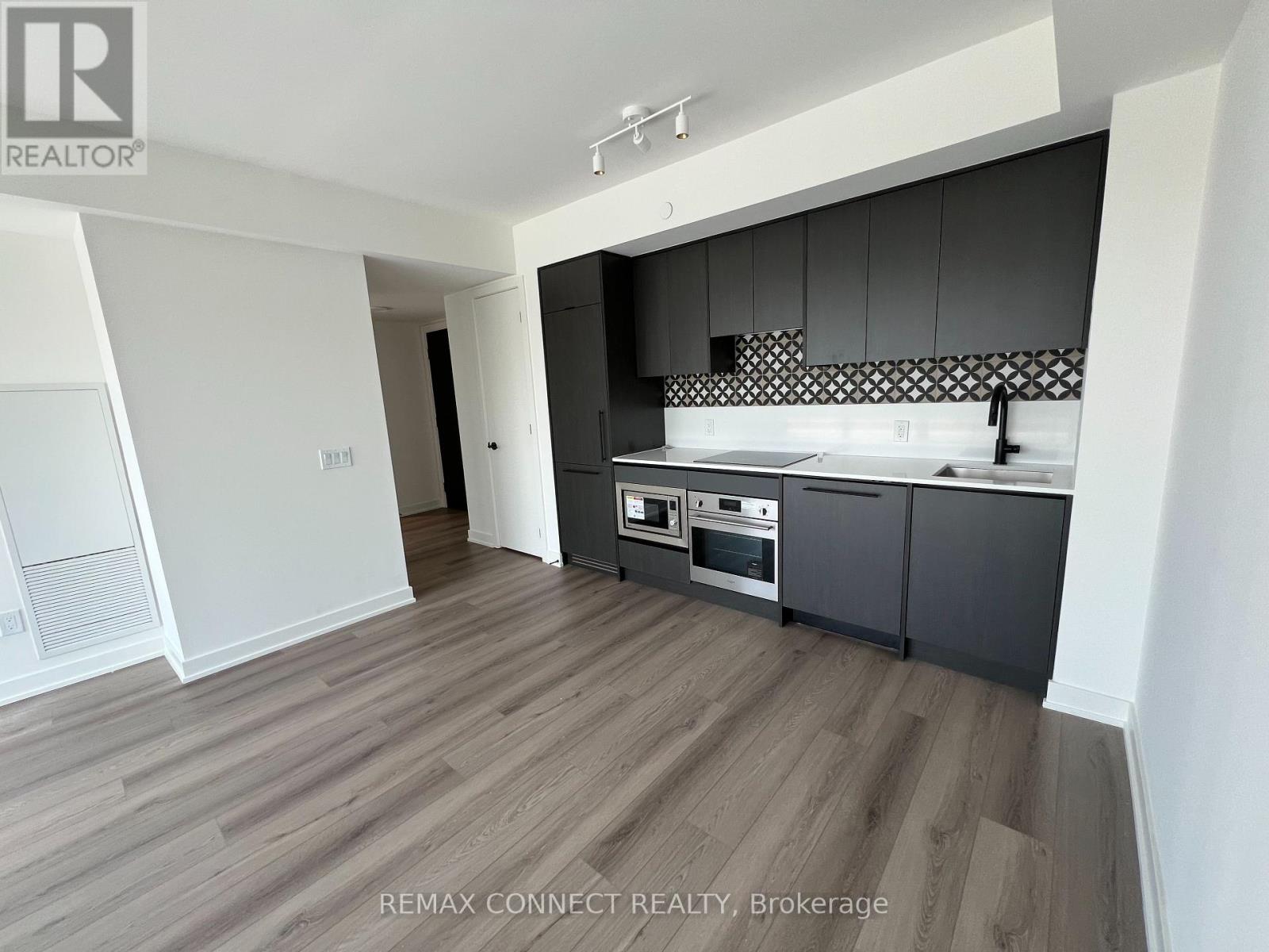 515 - 5 Lakeview Avenue, Toronto, Ontario  M6J 0H3 - Photo 2 - C13146636
