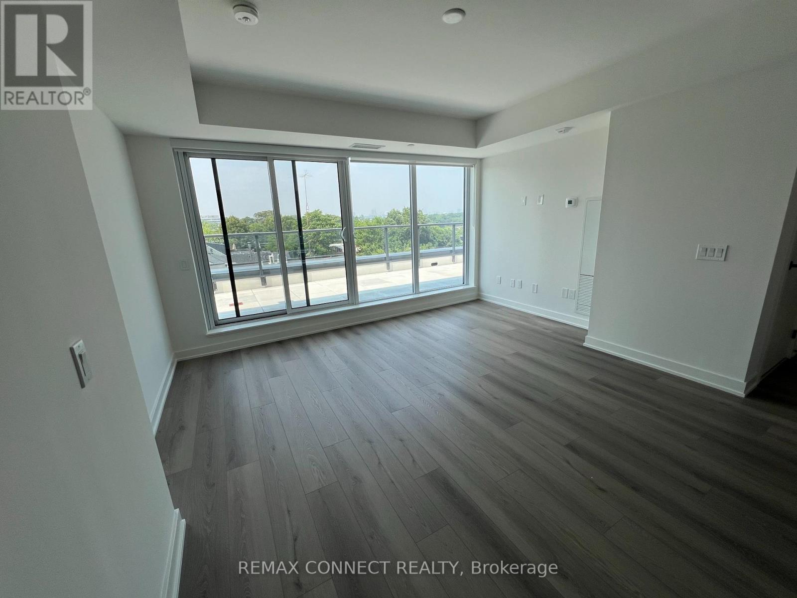 515 - 5 Lakeview Avenue, Toronto, Ontario  M6J 0H3 - Photo 5 - C13146636