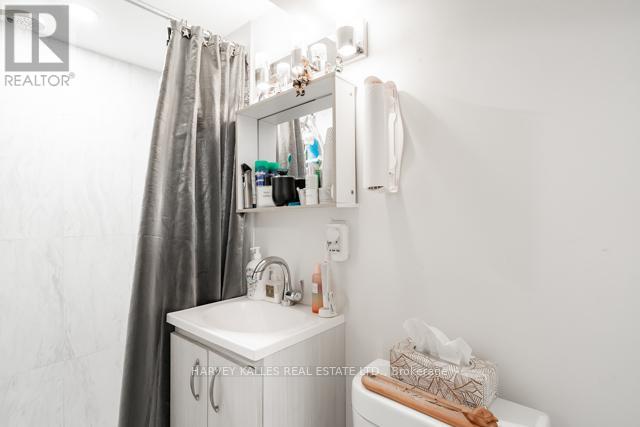 56 Amroth Avenue, Toronto, Ontario  M4C 4H2 - Photo 18 - E13146566