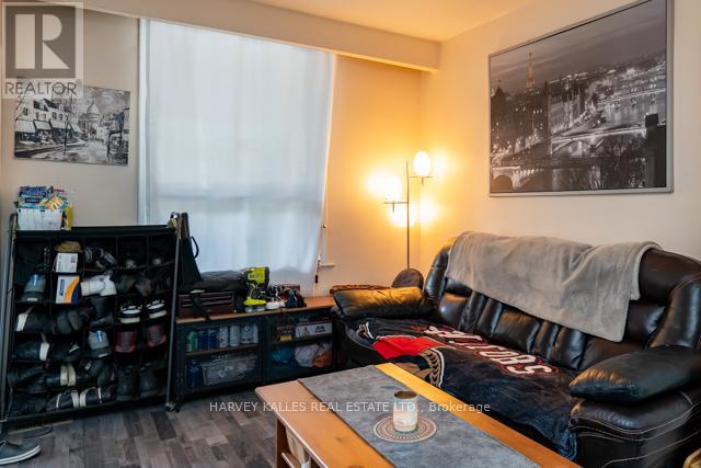 56 Amroth Avenue, Toronto, Ontario  M4C 4H2 - Photo 4 - E13146566
