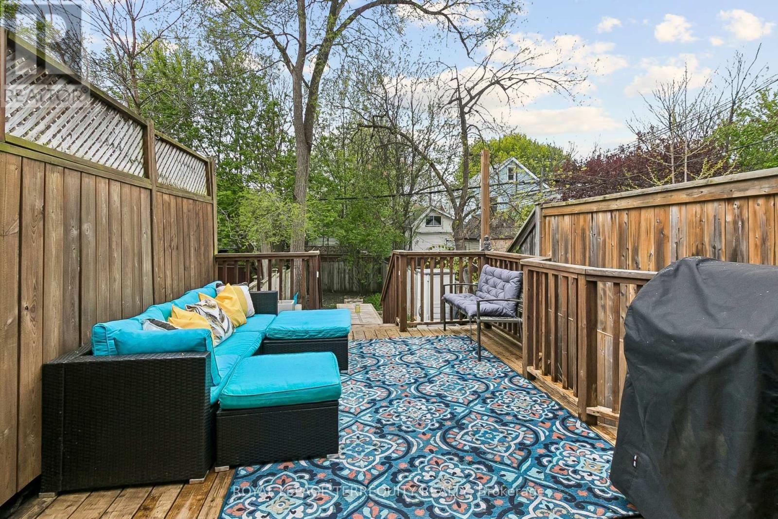 300 Rhodes Avenue, Toronto, Ontario  M4L 3A3 - Photo 45 - E13146616