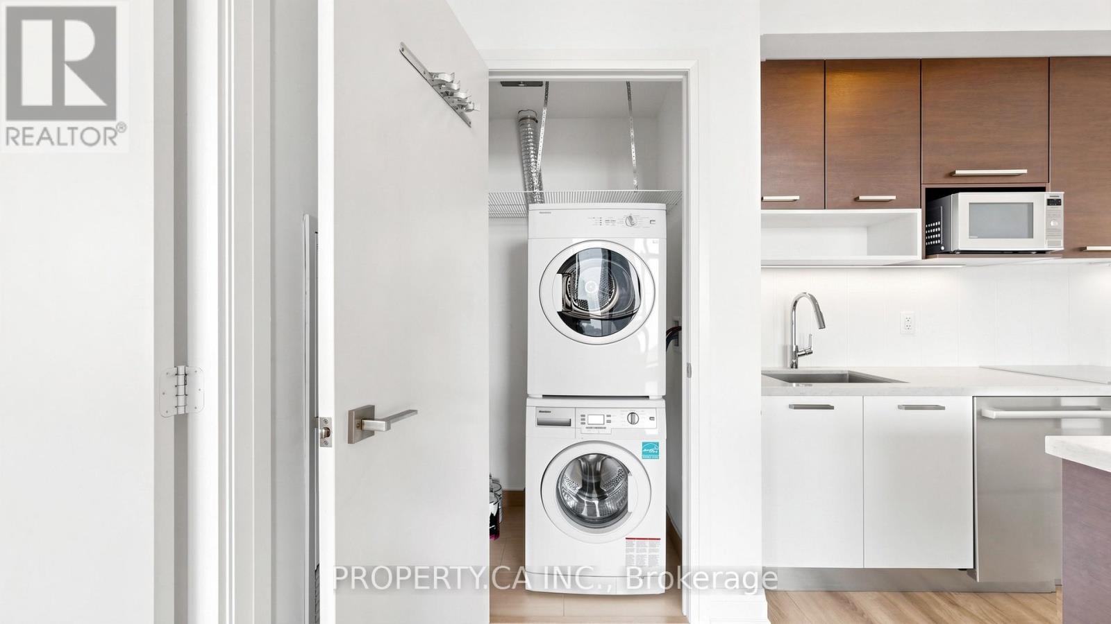 2203 - 36 Park Lawn Road, Toronto, Ontario  M8V 0E5 - Photo 12 - W13143886