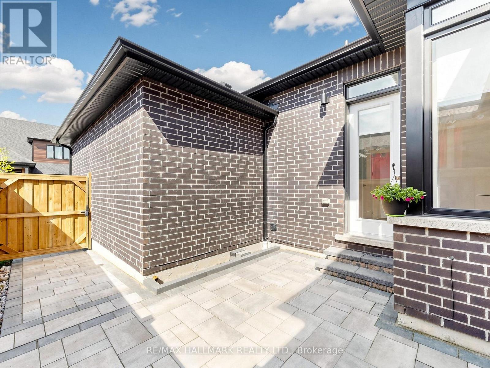 16 Vern Robertson Gate, Uxbridge, Ontario  L9P 0R9 - Photo 43 - N13146548