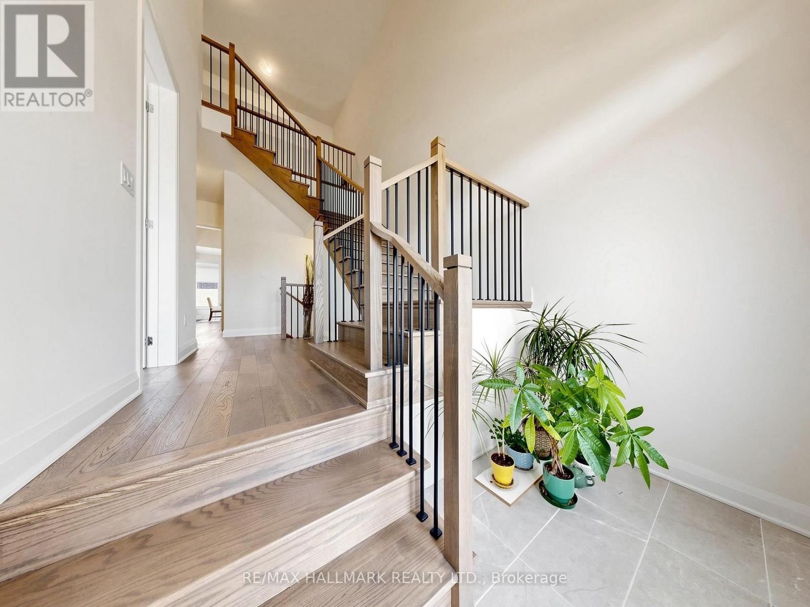 16 Vern Robertson Gate, Uxbridge, Ontario  L9P 0R9 - Photo 6 - N13146548