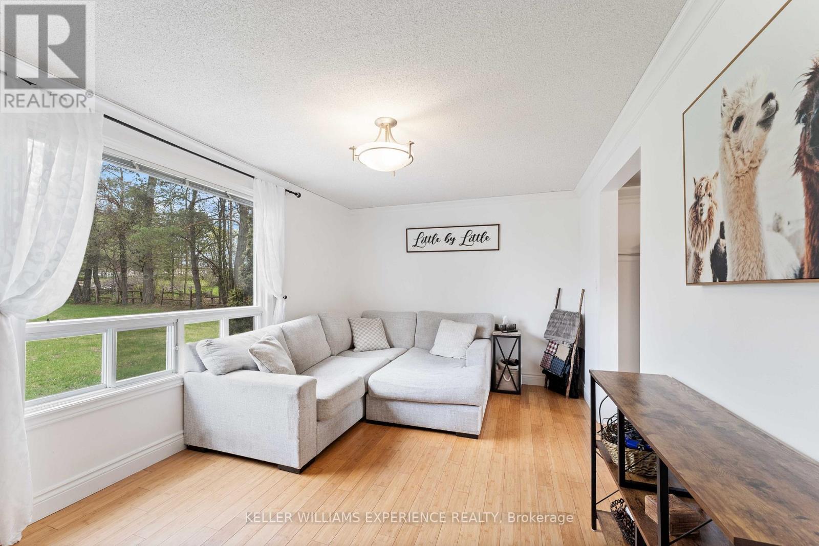 3514 Penetanguishene Road, Oro-Medonte (Craighurst), Ontario  L4M 4Y8 - Photo 9 - S13146568