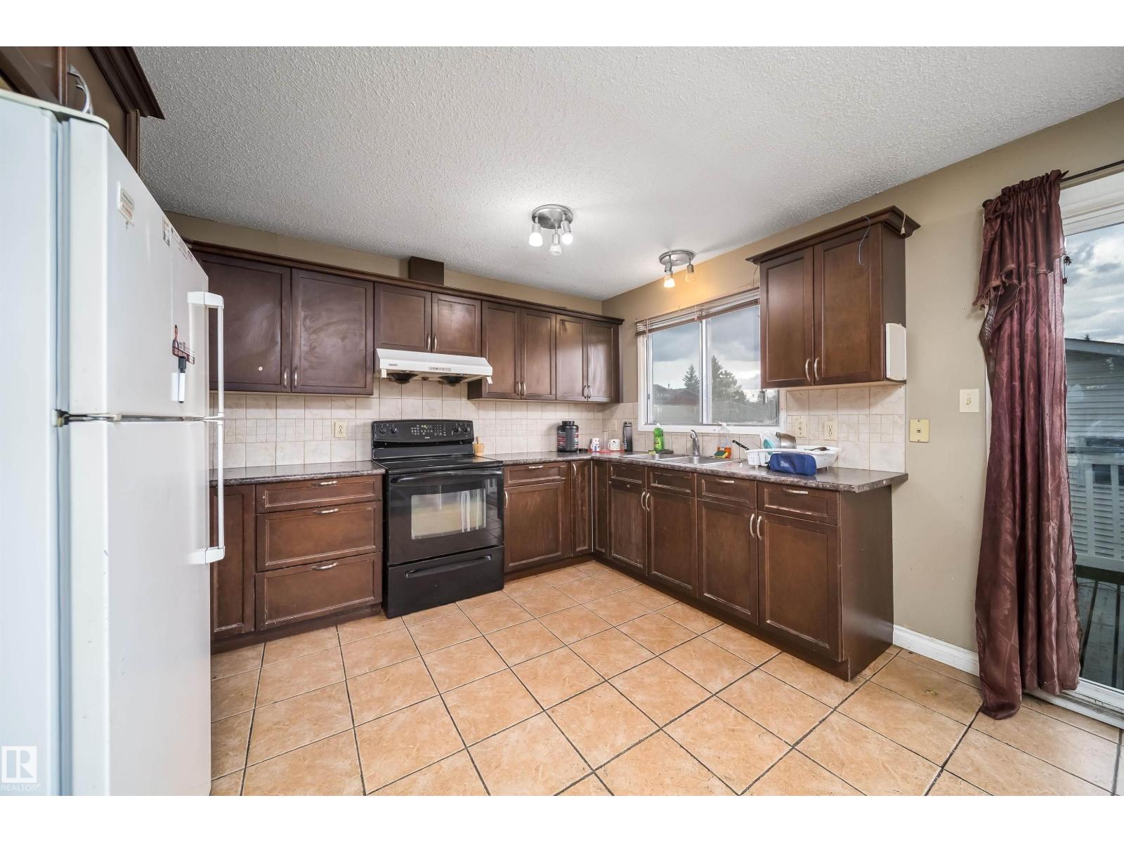 1771 37 St Nw, Edmonton, Alberta  T6L 3G7 - Photo 17 - E4488638