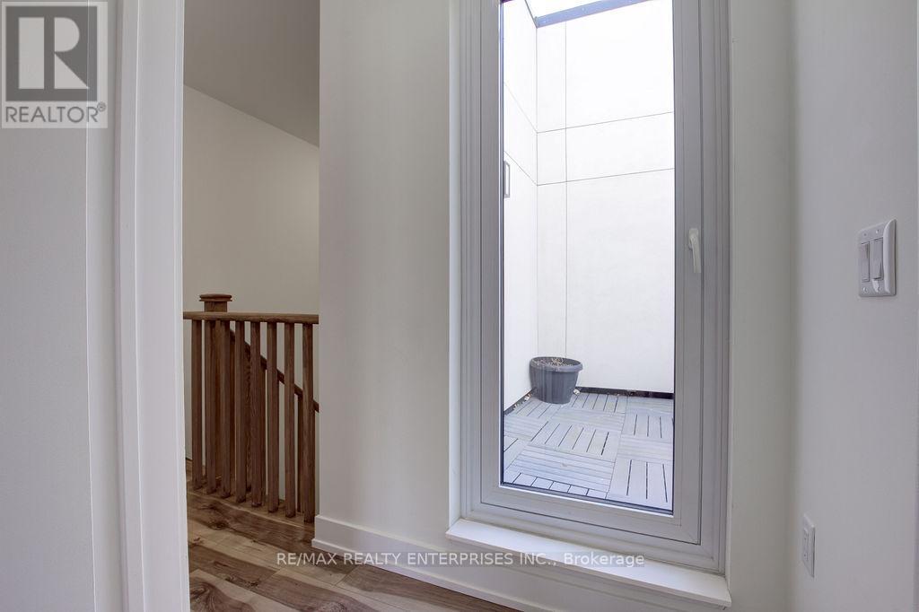 81 High Street E, Mississauga, Ontario  L5G 1K3 - Photo 25 - W13146494