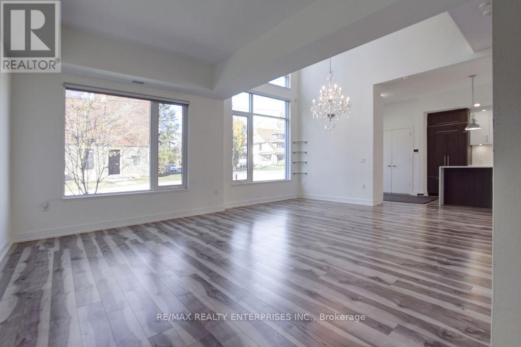 81 High Street E, Mississauga, Ontario  L5G 1K3 - Photo 4 - W13146494