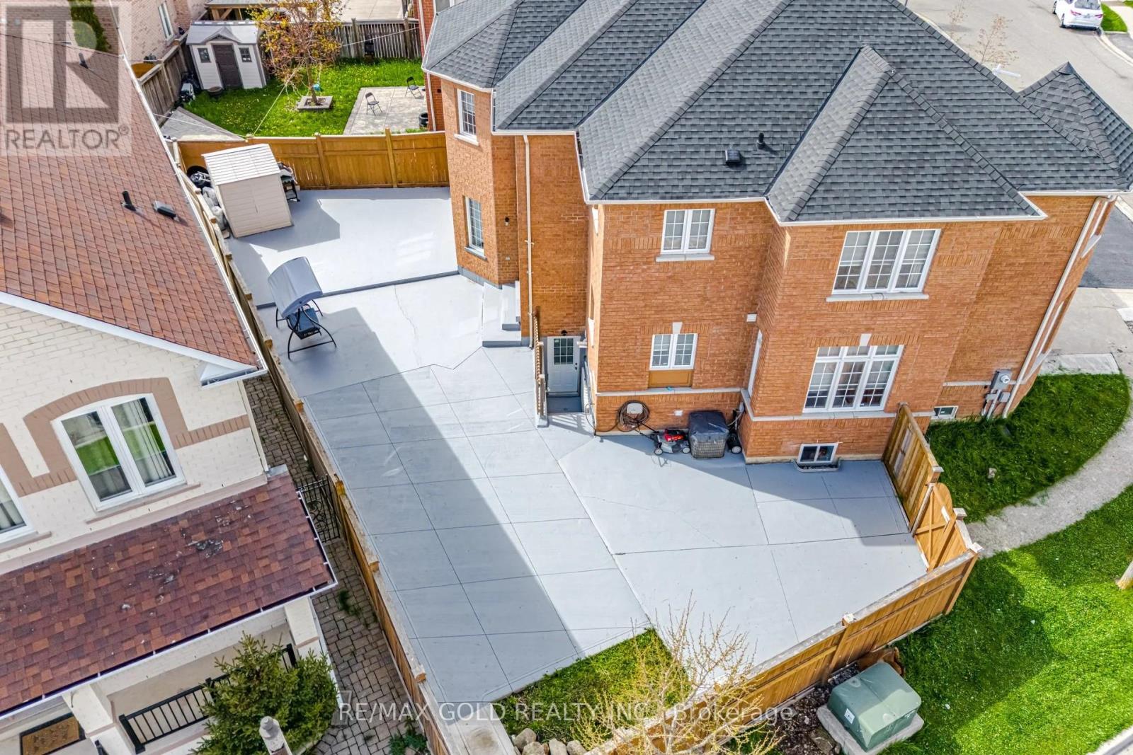 29 Laurentide Crescent, Brampton, Ontario  L6P 1Y3 - Photo 26 - W13146496