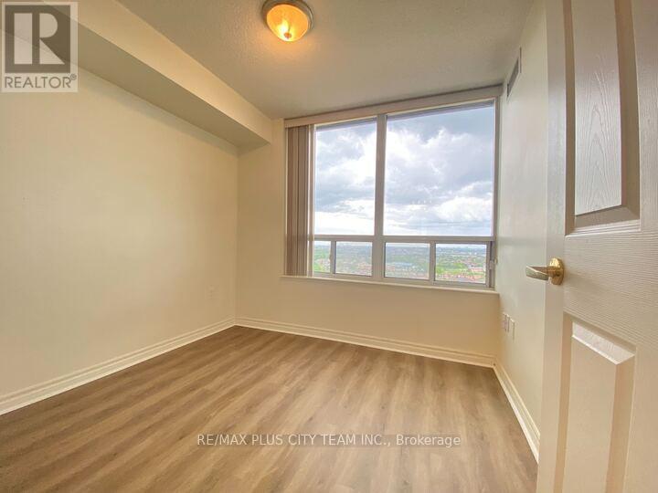 1901 - 55 Strathaven Drive, Mississauga, Ontario  L5R 4G9 - Photo 9 - W13146504