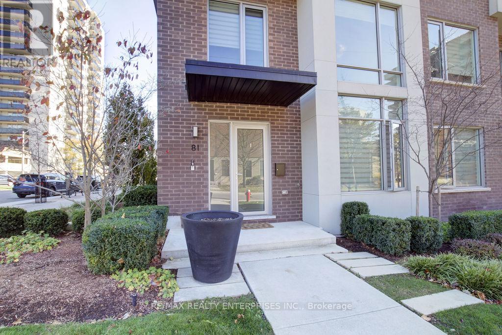 81 High Street E, Mississauga, Ontario  L5G 1K3 - Photo 1 - W13146506