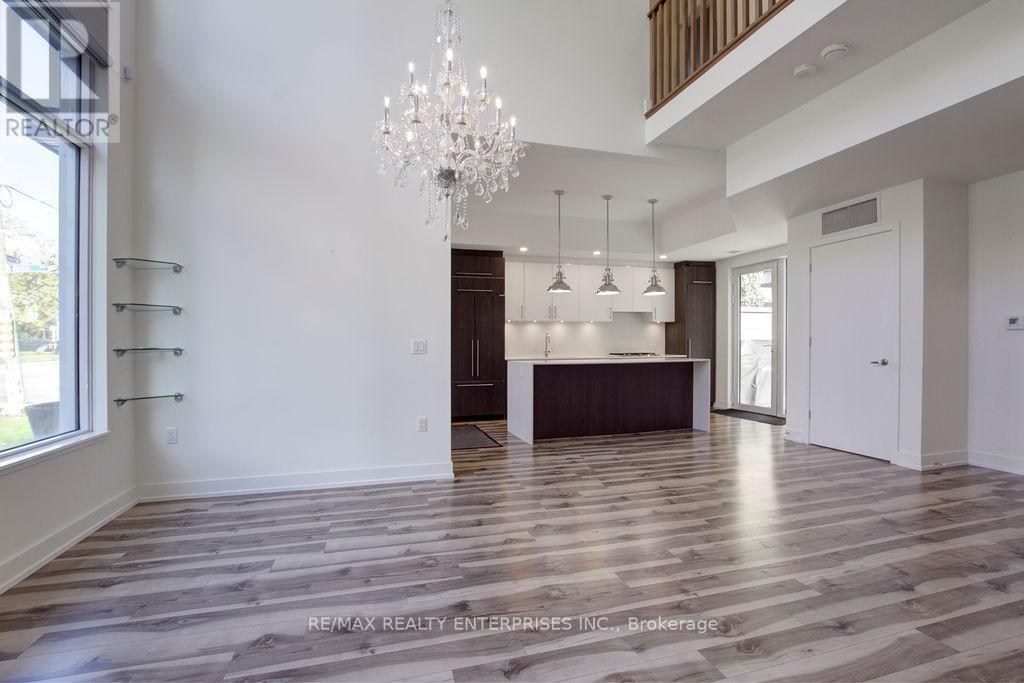81 High Street E, Mississauga, Ontario  L5G 1K3 - Photo 10 - W13146506