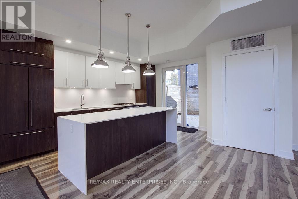 81 High Street E, Mississauga, Ontario  L5G 1K3 - Photo 12 - W13146506