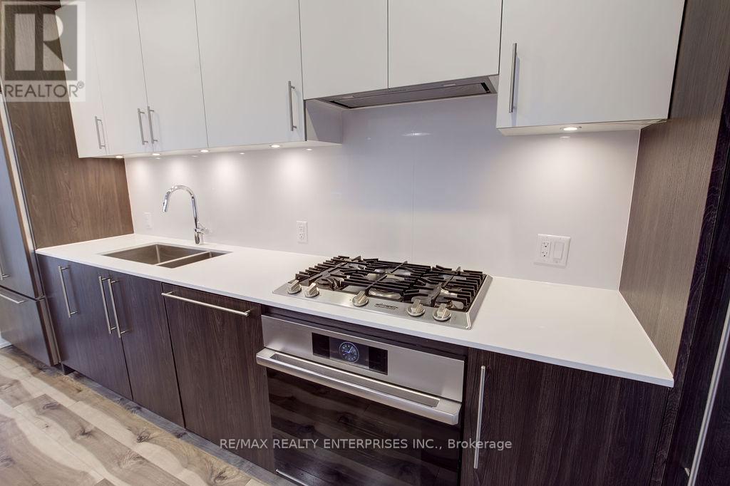 81 High Street E, Mississauga, Ontario  L5G 1K3 - Photo 15 - W13146506
