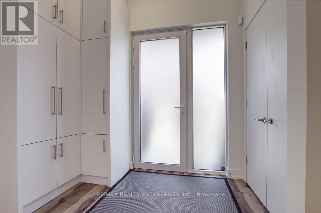 81 High Street E, Mississauga, Ontario  L5G 1K3 - Photo 17 - W13146506