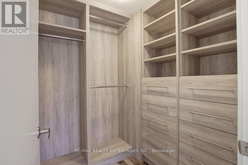 81 High Street E, Mississauga, Ontario  L5G 1K3 - Photo 30 - W13146506