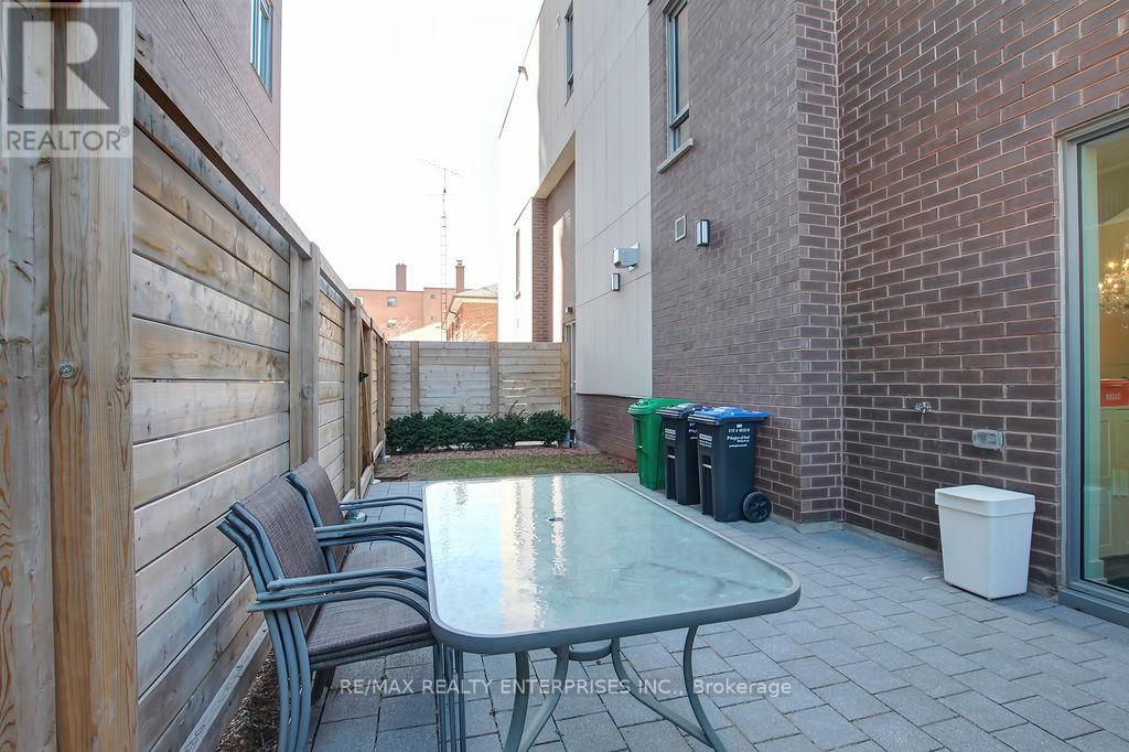 81 High Street E, Mississauga, Ontario  L5G 1K3 - Photo 38 - W13146506