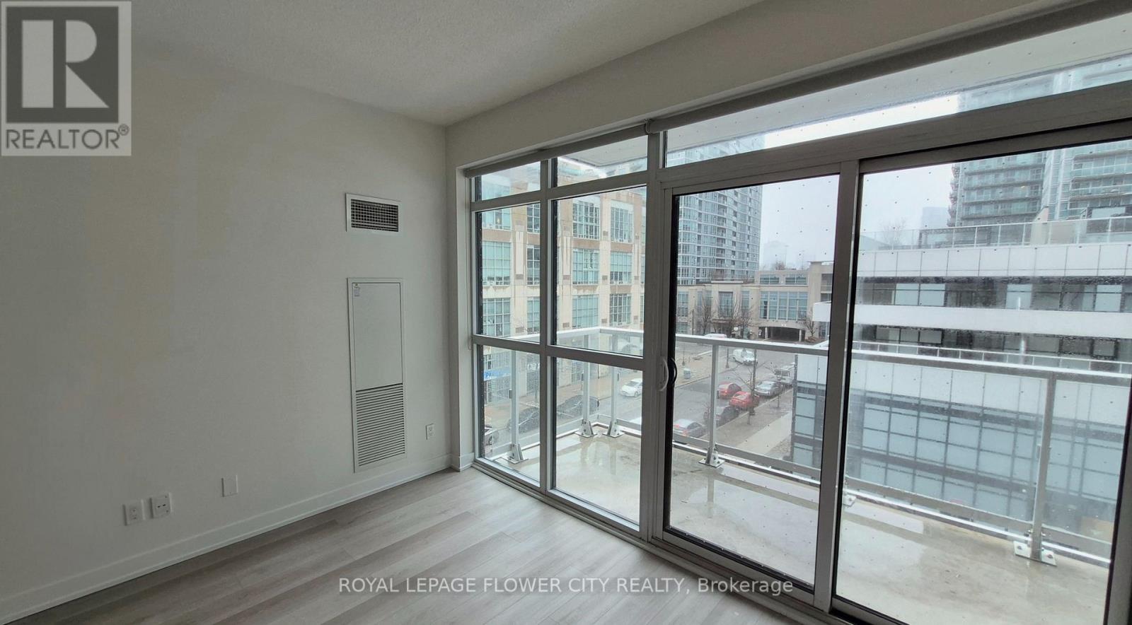 432 - 251 Manitoba Street, Toronto, Ontario M8Y 0C7 - Photo 5 - W13146532