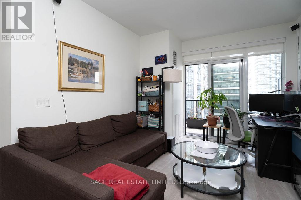 1407 - 110 Marine Parade Drive, Toronto, Ontario  M8V 0A3 - Photo 5 - W13146564