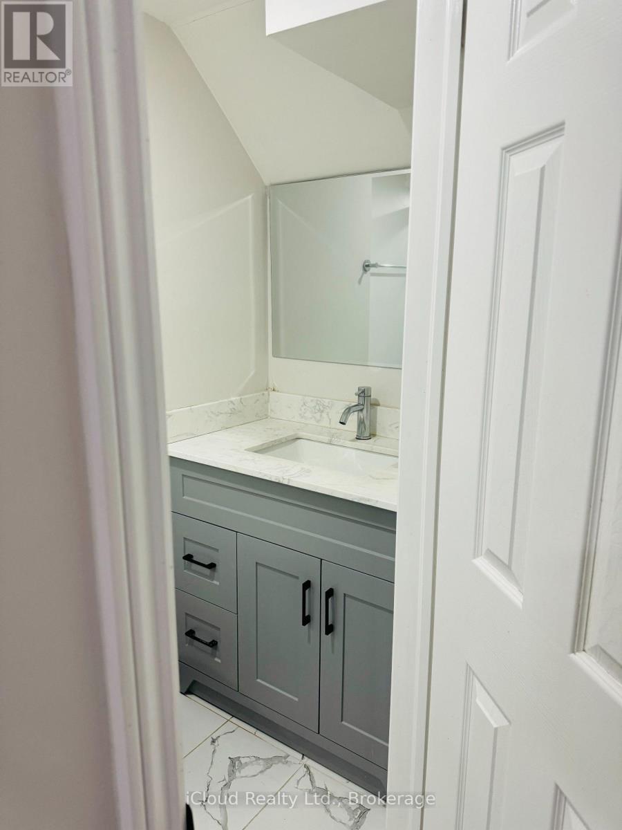 42 Williamson Drive, Brampton, Ontario  L7A 3L9 - Photo 9 - W13146594