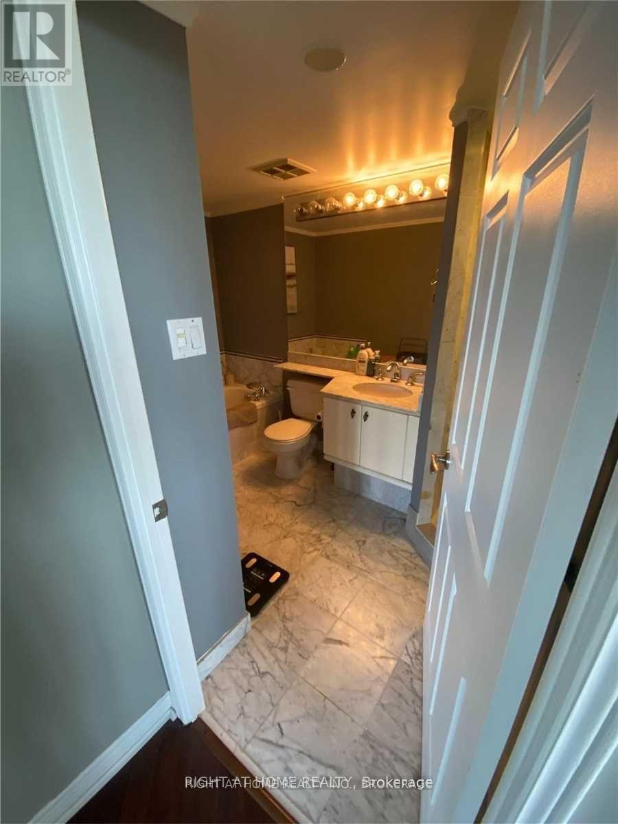 910 - 2285 Lake Shore Boulevard W, Toronto, Ontario  M8V 3X9 - Photo 12 - W13146614