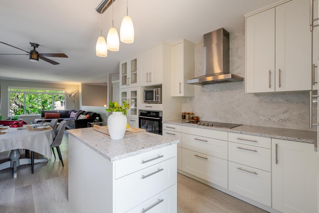 14976 98a Avenue, Surrey, British Columbia  V3R 8G9 - Photo 11 - R3124068
