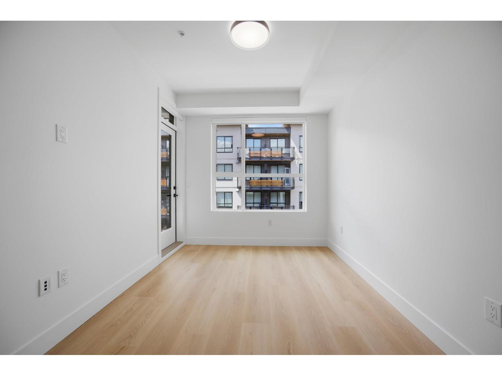 512 13455 94a Avenue, Surrey, British Columbia  V3V 0H3 - Photo 4 - R3125111