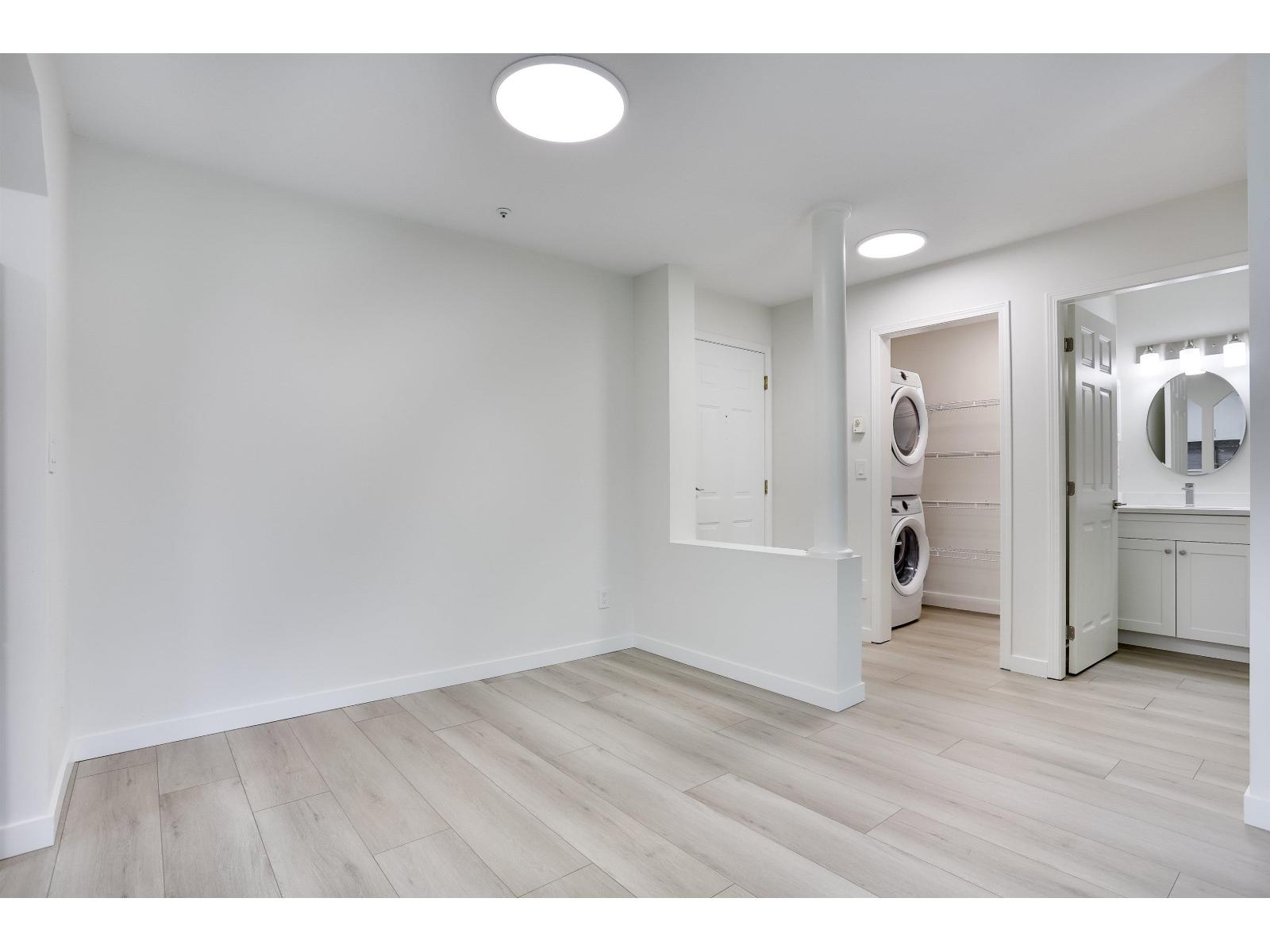 302 20727 Douglas Crescent, Langley, British Columbia  V3A 4C1 - Photo 4 - R3124843