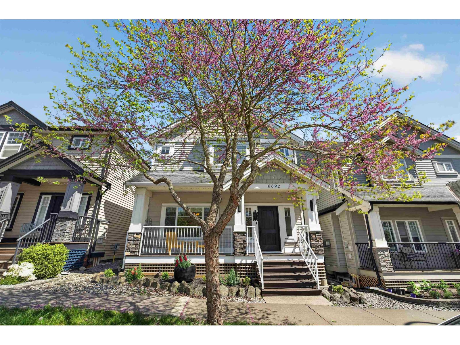 6692 193A STREET, Surrey, British Columbia