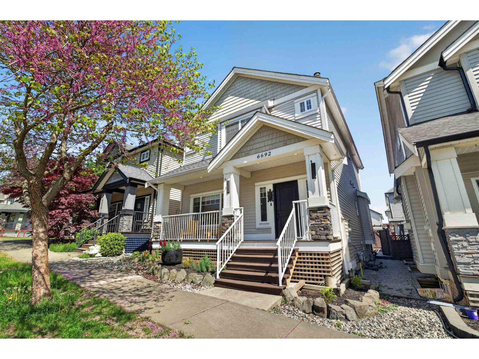 6692 193a Street, Surrey, British Columbia  V4N 0C1 - Photo 2 - R3124650