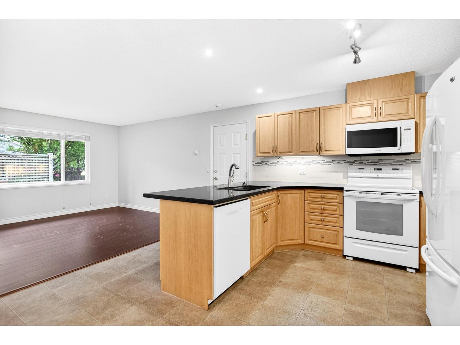144 13888 70 Avenue, Surrey, British Columbia  V3W 0R8 - Photo 13 - R3125161