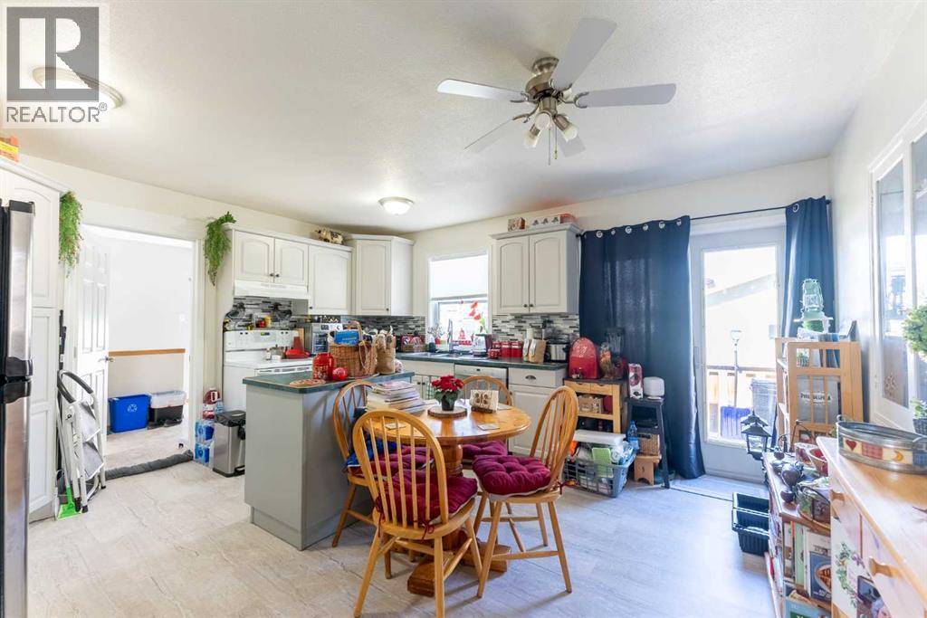 734 4 Street S, Lethbridge, Alberta  T1J 2B1 - Photo 6 - A2309984