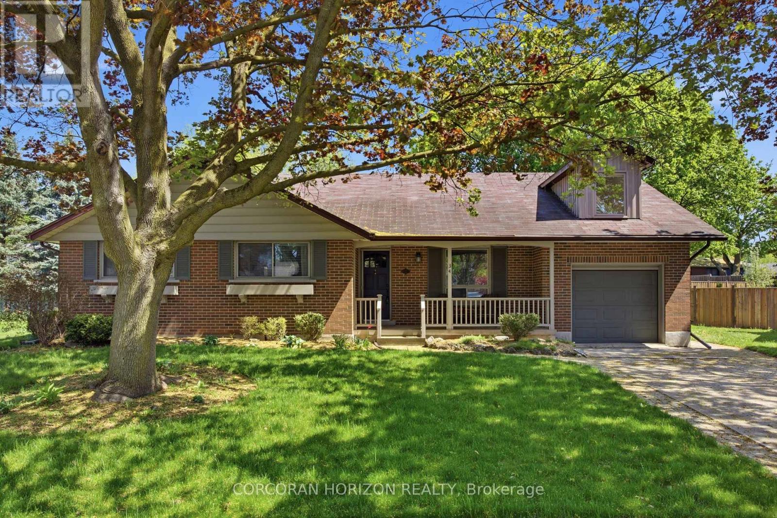 34 YULE PLACE, Kitchener, Ontario