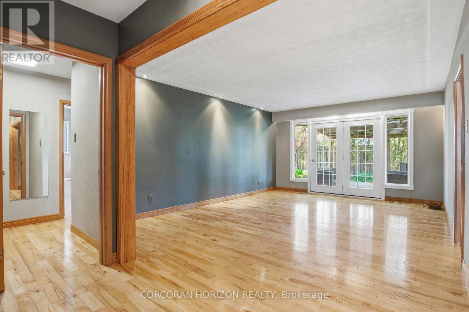 34 Yule Place, Kitchener, Ontario  N2B 2J8 - Photo 8 - X13146524
