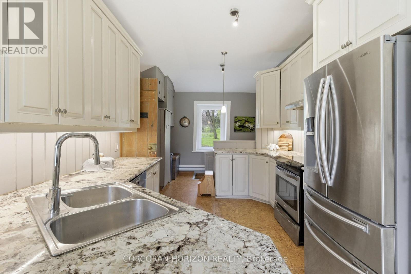 1462 Beke Road, North Dumfries, Ontario  N1R 5S5 - Photo 21 - X13146534