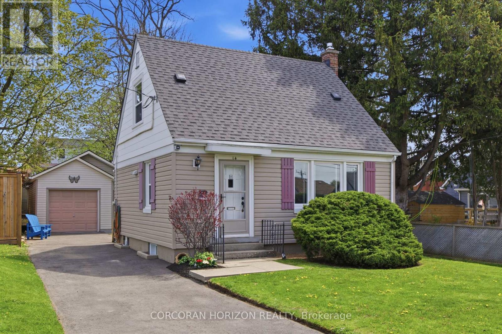 14 Lorne Crescent, Kitchener, Ontario  N2M 3Y3 - Photo 3 - X13146538