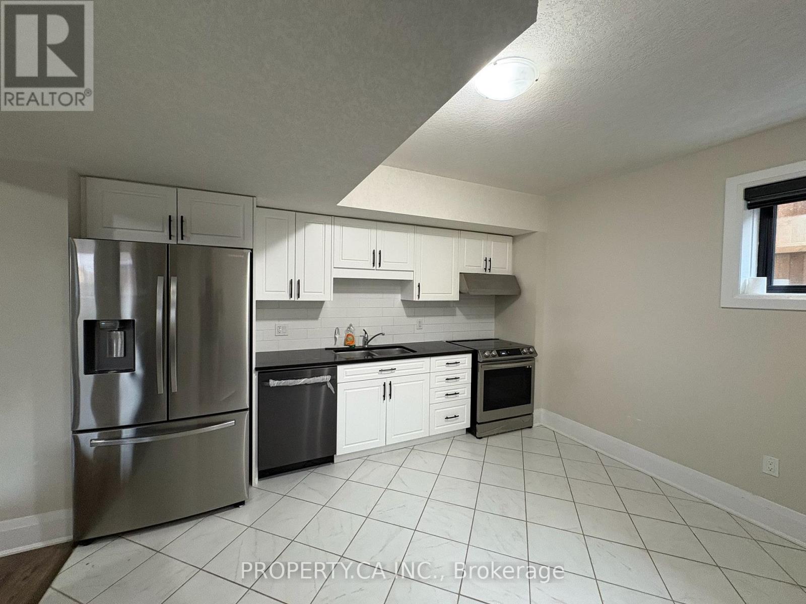 Lower - 38 Falconridge Drive, Waterloo, Ontario  N2K 0G1 - Photo 3 - X13146630