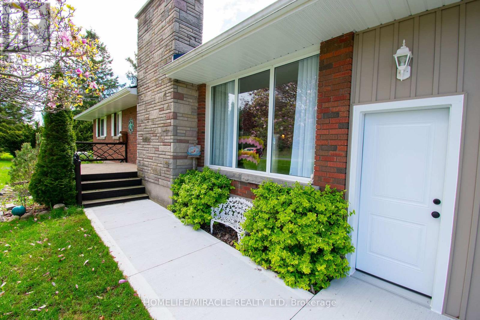 2223 Turner Road, Thorold, Ontario  L3B 5N5 - Photo 6 - X13115672