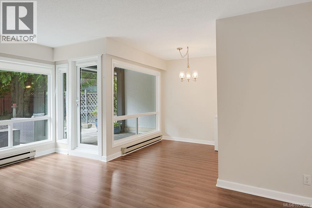 105 1725 Cedar Hill Cross Rd, Saanich, British Columbia  V8P 2P8 - Photo 16 - 1037269