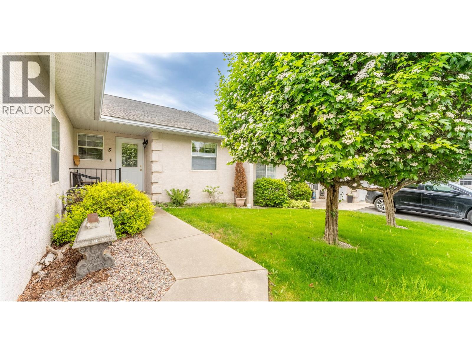 210 20th Avenue S Unit# 5, Creston, British Columbia  V0B 1G5 - Photo 2 - 10387373