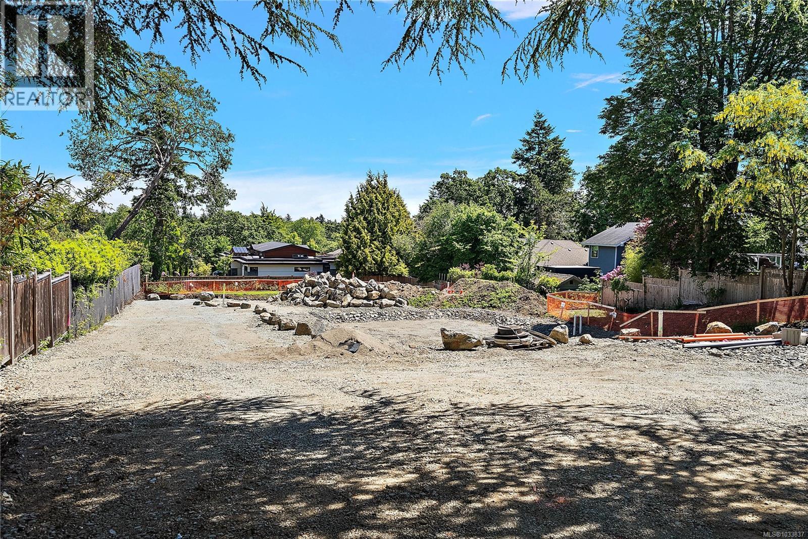 1741 Rockland Ave, Victoria, British Columbia V8S 1W6 - Photo 14 - 1033837