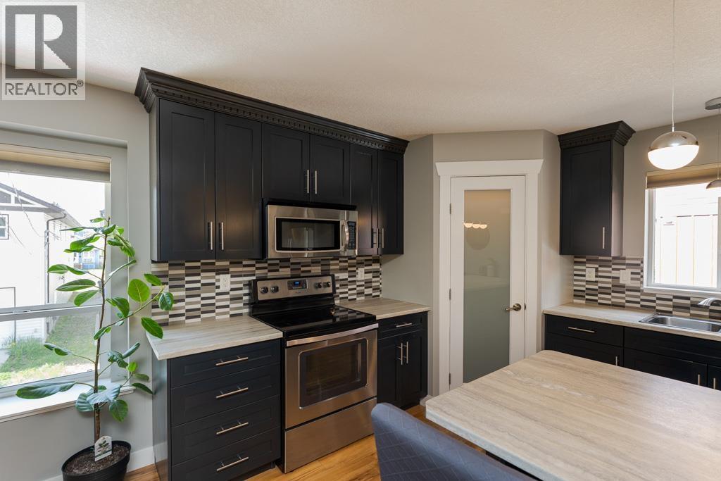 104 1693 7th Avenue, Prince George, British Columbia  V2L 0C1 - Photo 2 - R3125133
