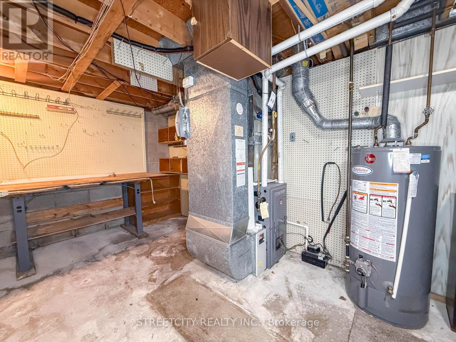 785 Ross Avenue, Sarnia, Ontario  N7T 7R1 - Photo 18 - X13146660