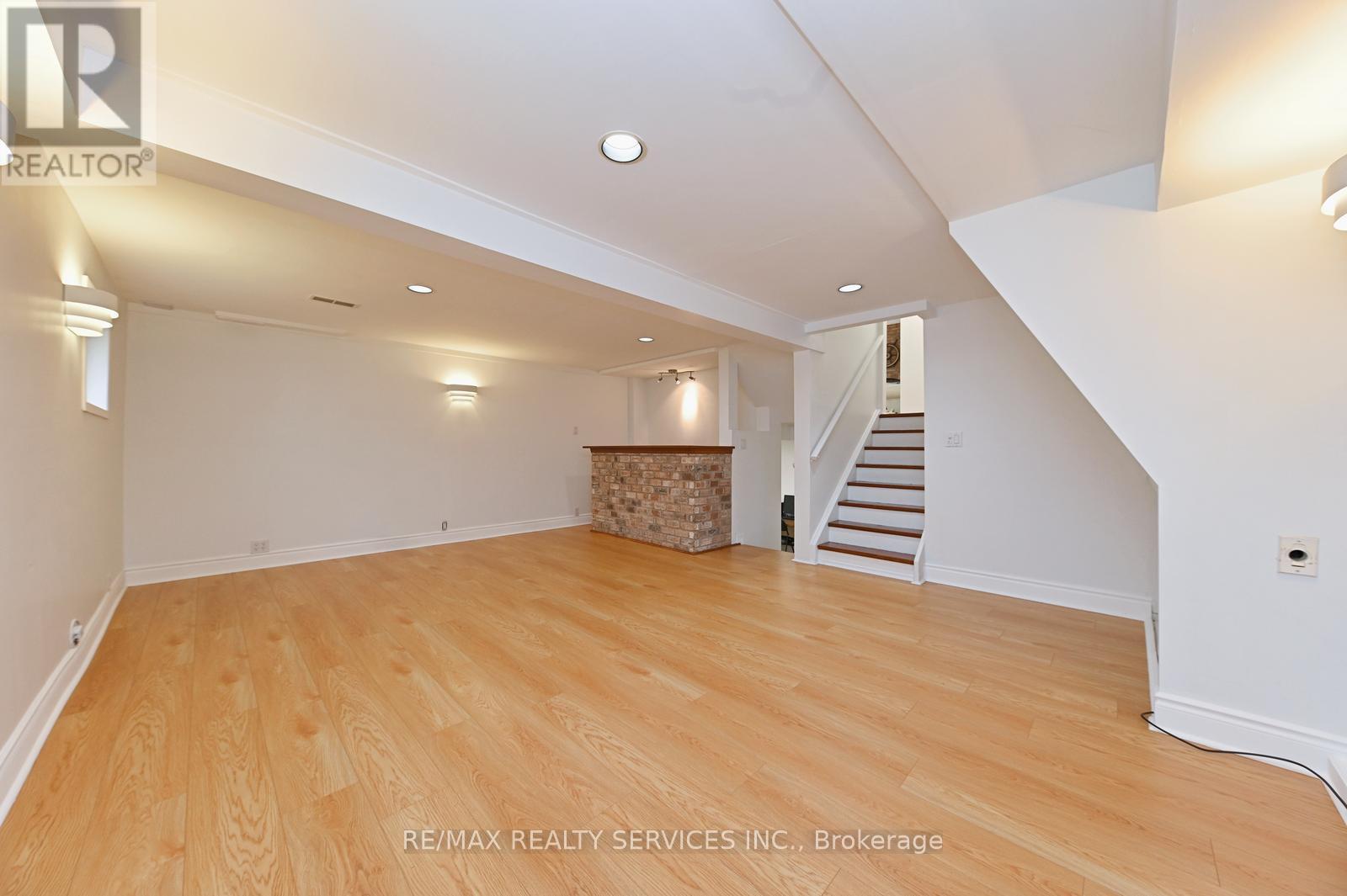 65 Massey Street, Brampton, Ontario  L6S 3A3 - Photo 25 - W13146308
