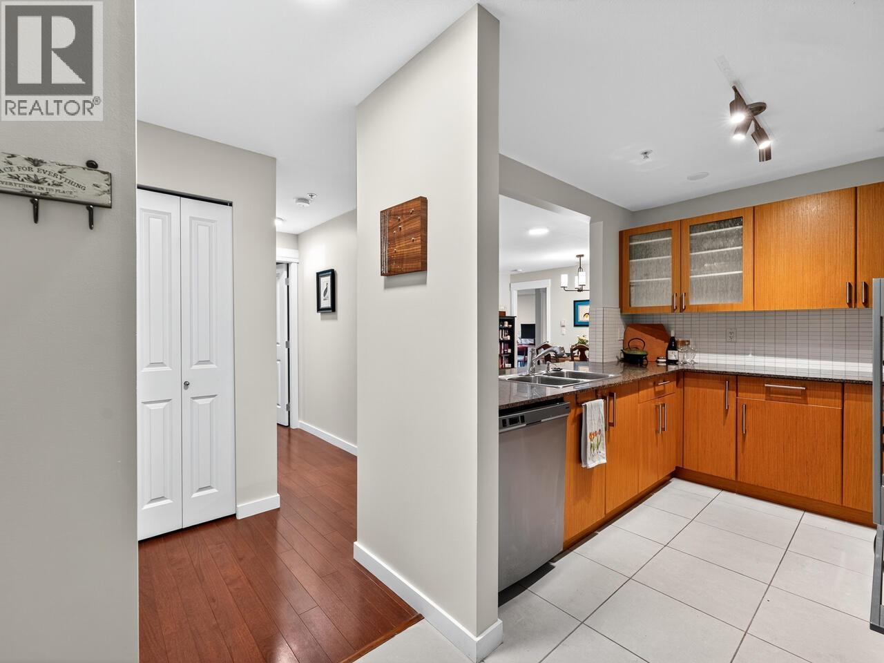 206 2096 W 46th Avenue, Vancouver, British Columbia  V6M 2K9 - Photo 23 - R3125202